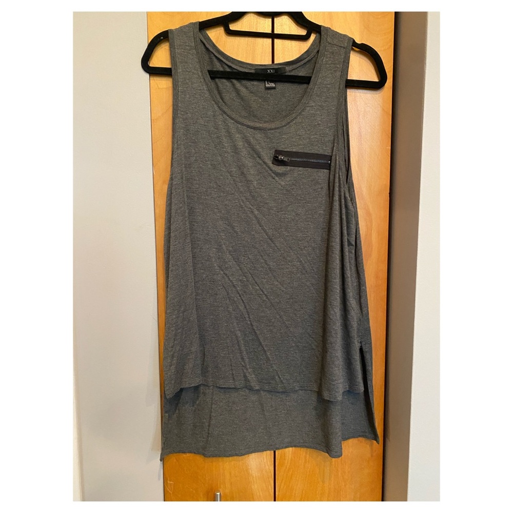 Forever 21 gray high low land with zipper pocket